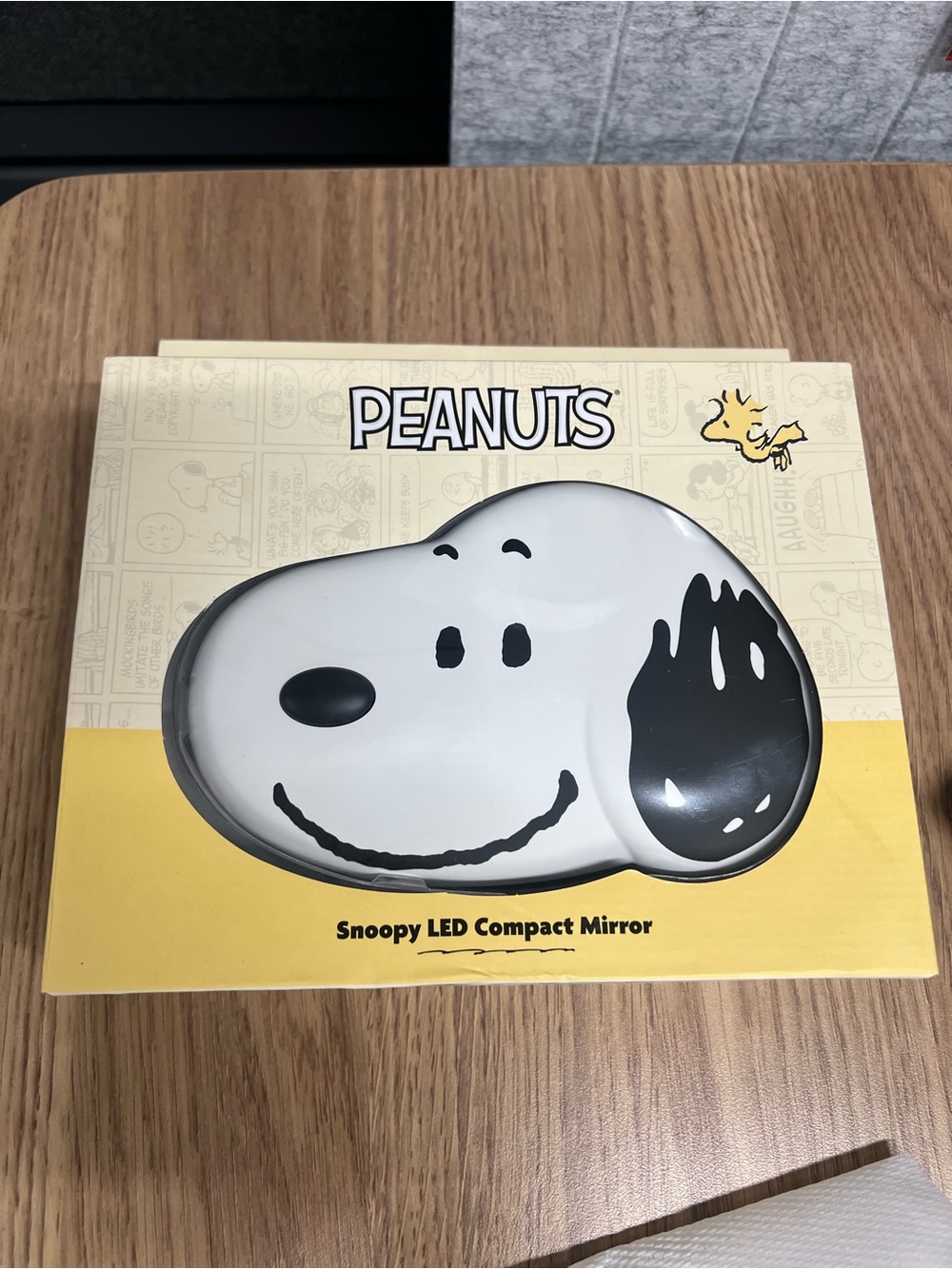 Peanuts Snoopy LED Compact Mirror